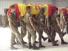 Un momento del funeral celebrado en la base 'Cervantes' por los seis soldados españoles.