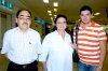 22062007
Raúl Salgado viajó a Mazatlán, lo despidieron Alicia y Roberto Salgado.