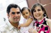 Ya tiene 1 año
Héctor Mortera Beltrán y Lilia Sánchez de Mortera con su hija Ximena.