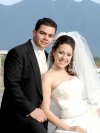 Sr. Luis Alberto Ortega Agüero y Srita. Érika Alejandra Hernández contrajeron matrimonio el pasado 21 de abril de 2007 en la parroquia de la Inmaculada Concepción