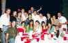 Divertido cumpleaños
Claudia Peña, Manolo Gutiérrez y Paty Lugo.