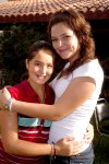 03072007
Alicia Soto y su prima Greta.