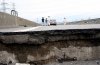 Un sismo de 6.8 grados de magnitud sacudió  la costa noroccidental de Japón y al menos ocho personas murieron y cientos resultaron heridas.