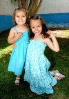 10072007
Amelie y Elise Schrott Barraza festejaron su quinto y tercer cumpleaños; son hijitas de Bruno y Rosina Schrott.