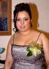 13072007
María Elena Chávez Velázquez se casará hoy con J. Rosbel Reyes Morales, motivo por el cual disfrutó de una despedida en días pasados.