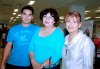 27072007
Ralph Smichdt, Norma e Iris Frías viajaron con destino a Mazatlán.