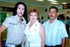 28072007
Bertha Zapata, Jesús y José Luis Cossío viajaron a Mazatlán.