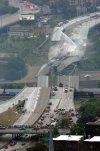 Una revisión elaborada hace dos años indicó que, en una escala de 120 puntos para medir la seguridad de la estructura, el puente de la autopista interestatal 35 sobre el río Mississippi sólo alcanzó 50.
