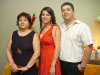 02082007
Dyana Ivette Saavedra González y Carlos Eduardo Katsicas Alvarado, acompañados de Mayela de Saavedra, anfitriona de su despedida.