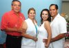 08082007
Alejandra Yanela Aguilera Álvarez junto a sus familiares, en la despedida que le ofrecieron por su boda con Humberto Mesta Frías, a el sábado 11 de agosto.