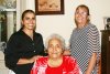 09082007
Magdalena Romero Olivas acompañada de sus hijas Mayela y Guillermina Álvarez, el día que celebró sus 70 años de vida.