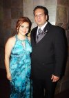 11082007
Carlos Gerardo Rodríguez y Romy Navarro Díaz, en la despedida que les ofrecieron por su próxima boda, a celebrarse el próximo 18 de agosto.