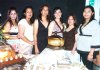 20082007
Josefina Nava de Segobia, Luz Elena Vera del Rivero, Rosy Segobia de Rodríguez, Berenice Segobia de Alvarado y Deyanira Villalobos organizaron la fiesta de Liliana.