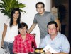 Laura L. de Mansur y Yussef Mansur.