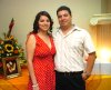 18082007_s_Dyana Elizabeth Saavedra González y Carlos Eduardo Katsicas Alvarado, en su última fiesta  pre nupcial.