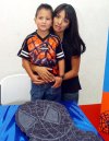 26082007
Eduardo Muñoz junto a su mamá, Claudia de Muñoz, en su fiesta de quinto cumpleaños.