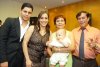30082007
Said Ganem Alonso junto a sus padres, Itzel Alonso de Ganem y Aldo Ganem Ortega y sus padrinos, Alejandro Enríquez y Oreana de Enríquez.