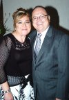 22082007
Ileana Rivera Ortega junto a su prometido Gerardo Flores, en la despedida que les ofrecieron por su próxima boda.