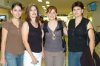 02092007
Alejandra de la Torre viajó a Alemania, la despidieron Rosa, Ariana y Luz de la Torre.