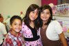 01092007
Eduardo Muñoz junto a su mamá, Claudia de Muñoz y su hermano Daniel, el día que festejó su quinto cumpleaños.