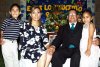 02092007
El festejado junto a su esposa C.P. Maricruz Campos de Domínguez y sus hijos José Armando y Diana Laura Campos Domínguez.