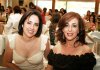 02092007
Lorena Villar junto a su hermana Ana Villar de Sandoval, en su despedida.