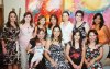 06092007
Valería, Ale, Rebeca, Mine, Blanca, Fabiola, Lulú, Cristy, Ithan,Nadia y Laura acompañañndo a la futura mamá.