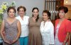 11092007
Patricia Reyes de Olivares, espera a su primer bebé y su suegra María Luisa de Olivares, tías Luz María Ramírez de Yarto, Ana María Ramírez de Toraño y Olga Ramírez de González, le organizaron una recepción.