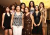 13092007
Karime, Perlita, Karime, Rocío, Katy, Almal y Sharon le organizaron un alegre festejo pre nupcial a Marcela Rojas Soto.