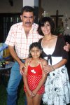 23092007
Lucía Cristina Fux Campa junto a sus padres, Ramiro Fux Farfán y Luly Campa de Fux.