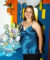 30092007
Pamela Uribe de López recibió muchas felicitaciones y regalos para el bebé que espera, en su fiesta de canastilla.