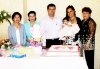 30092007
Yanina y sus papás en compañía de sus queridas abuelitas, Carmelita Maldonado, Laura Maldonado de Tirado y Tita Ávalos de Lugo.
