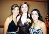 La festejada junto a todas sus amigas e invitadas