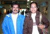 25102007
Cristian, Marisol y el pequeño Santiago Santoyo viajaron a México y fueron despedidos por Héctor y Mary Santoyo.