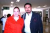 30102007
Julio Gámez llegó desde Costa Rica y lo recibieron Karina y Catalina Gámez.