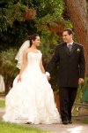 Sr. Alberto Morales Romero y Srita. Dora Eugenia Varela Bernadac recibieron la bendición nupcial en la parroquia del Santuario del Cristo de las Noas el viernes tres de agosto de 2007.

Estudio Carlos Maqueda