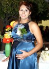 03112007
Laura Bernal Pawlikowski fue agasajada con una fiesta de regalos para bebé que le organizó su mamá, Sra. Magda Flores de Bernal.