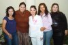 09112007
Claudia Esparza, Vanesa Espinoza, Raquel Rodríguez y Gladys Álvarez acompañan a Ruth.