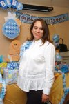 18112007
Magdalena Triana Agüero en una fiesta de canastilla que le fue organizada por el cercano nacimiento de su bebé.