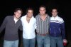 26112007
Checo Muñoz, Rodrigo Ruiz y Jesús Ortiz acompañaron a Salvador Sánchez en la fiesta organizada por su cumpleaños.