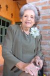 28112007
Señora Flora López Vda. de García, cumplió 90 años de edad.