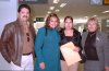 08122007
Liria de la Torre partió con destino a la Ciudad de México y fue despedida por Iris Galindo, Mary Montalvo y Juan Pablo González.