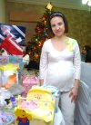 31122007
Lili de Almendares en la fiesta de regalos para bebé realizada en su honor.