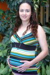 02122007
Diana García de Juárez espera una niña, que nacerá este mes de diciembre.