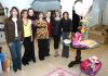 02122007
Un grupo de amistades se reunió en un restaurante para festejar el próximo nacimiento del bebé que espera Diana García de Juárez.