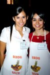02122007
Esther Morales y Nubia Heredia.