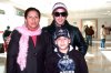 24122007
Cynthia Carrillo viajó a la Ciudad de México y fue despedida por Juan Carlos Rosales y Michel Rosales.