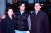 31122007
Elizabeth Bermúdez y Ricardo Mascorro despidieron a Josué Mascorro quien viajó a Buenos Aires, Argentina.
