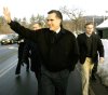 El ex gobernador de Massachusetts Mitt Romney es un político hecho a imagen y semejanza de su padre, George Romney, gobernador de Michigan y el hombre al que el aspirante a la Casa Blanca se refiere como 'mi héroe'.