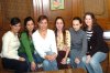 14012008_l_Karla Carmona acompañada de Estefanía Hernández, Selene González, Anna de Aguinaga, Lauren Plenecasagne y Marcela Silva.
